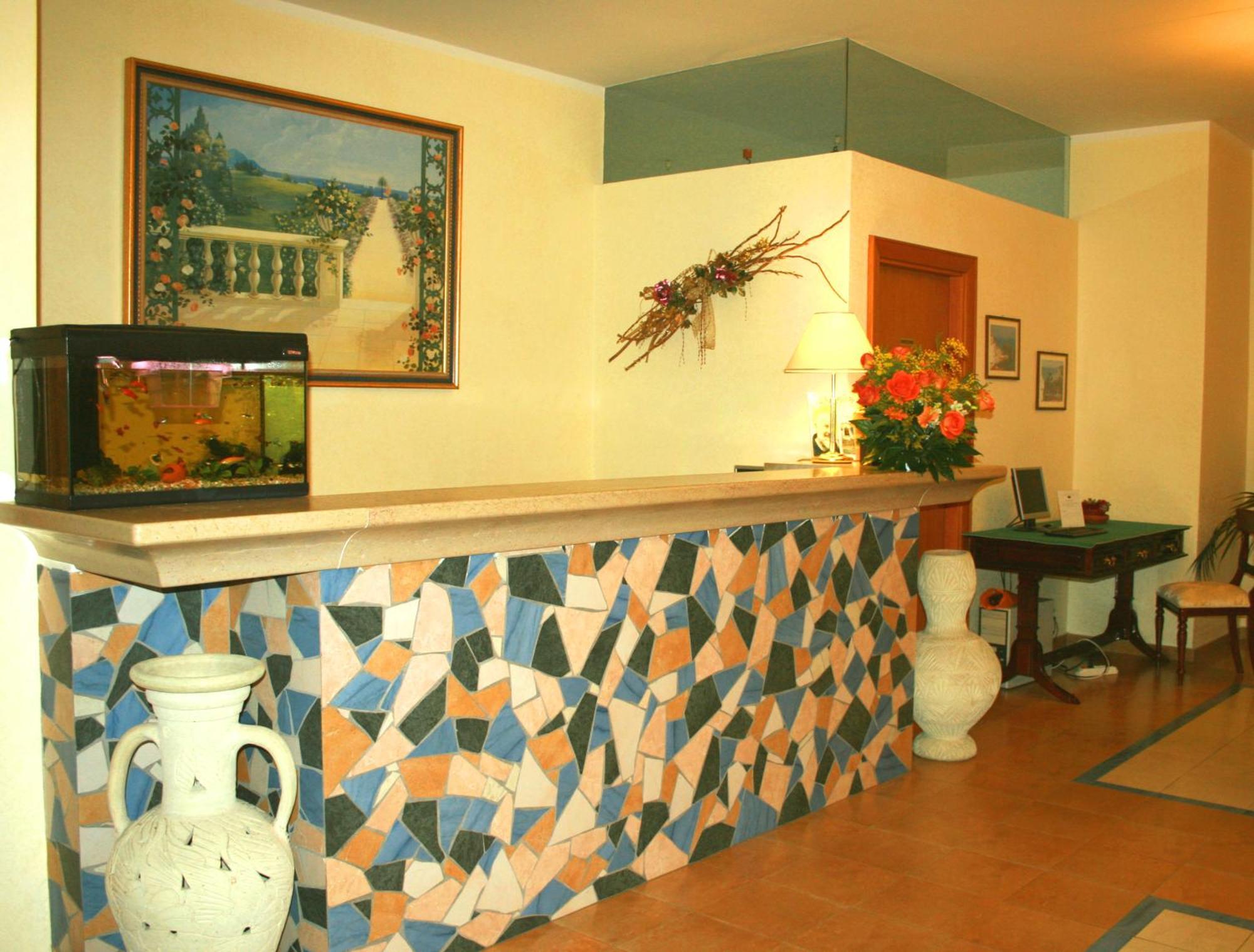 Park Hotel Villa Americana Rodi Garganico Exteriér fotografie