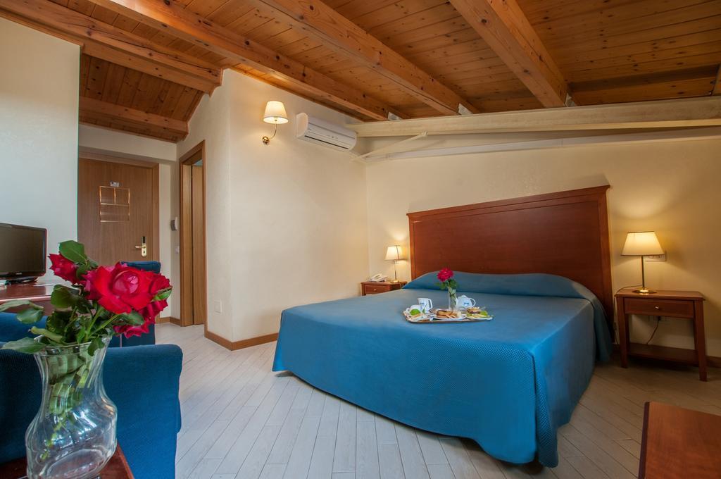 Park Hotel Villa Americana Rodi Garganico Exteriér fotografie