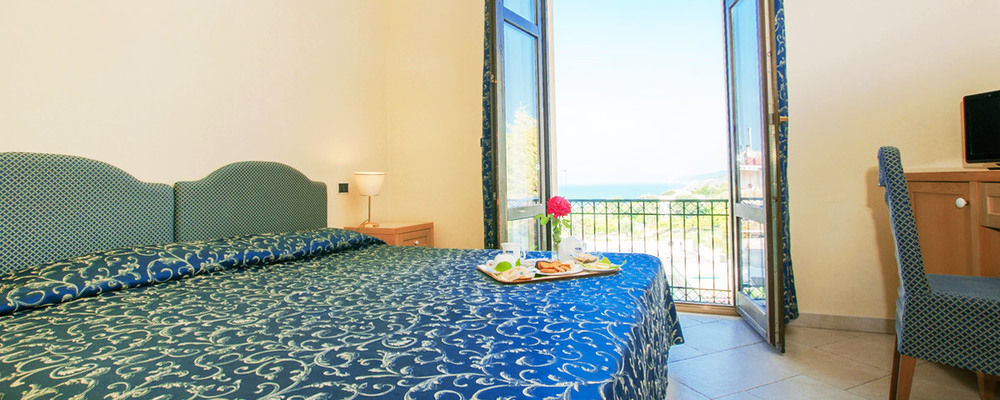 Park Hotel Villa Americana Rodi Garganico Exteriér fotografie
